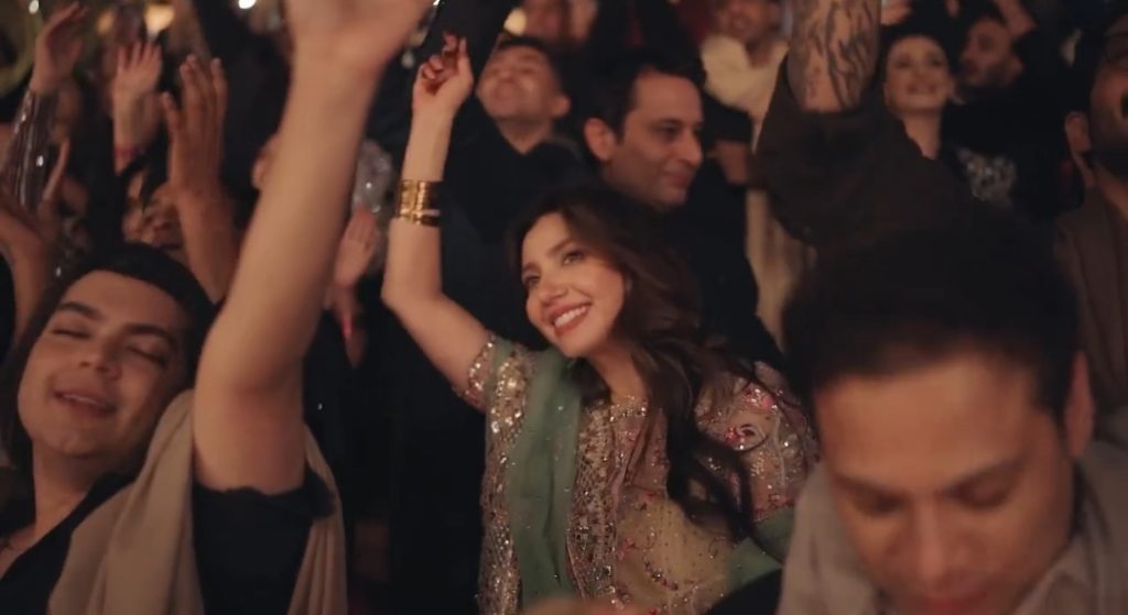 Mahira Khan Qawali Night Event Pictures & Video