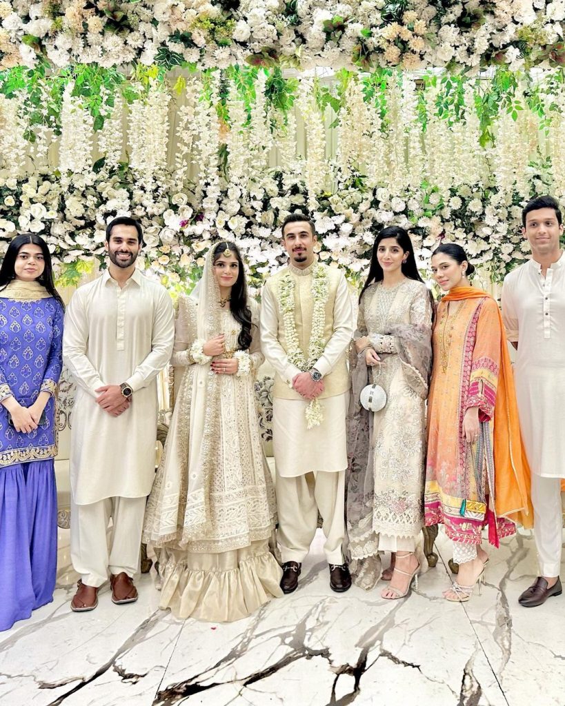 Mawra Hocane Attends Friend's Wedding With Ameer Gilani