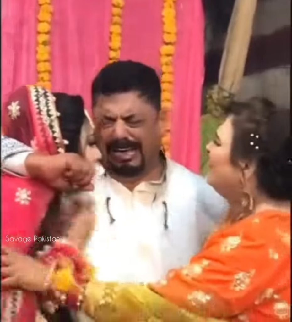 Bride Criticized For Dancing In Front of Crying Father