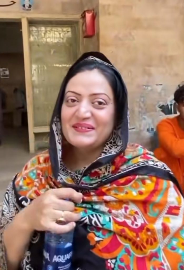 Dua Zehra Mother Looks Happy in Latest Media Talk