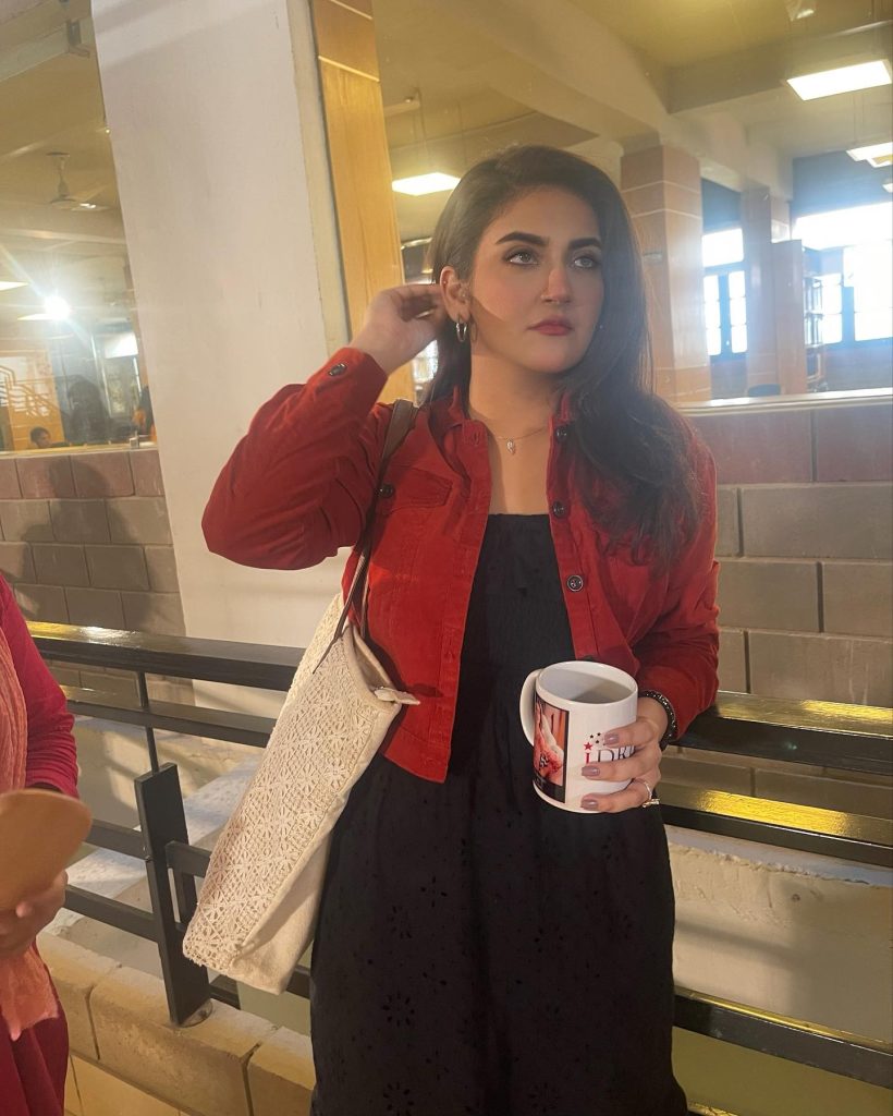 Hiba Bukhari Under Fire For Revealing Saree In LSA 2023