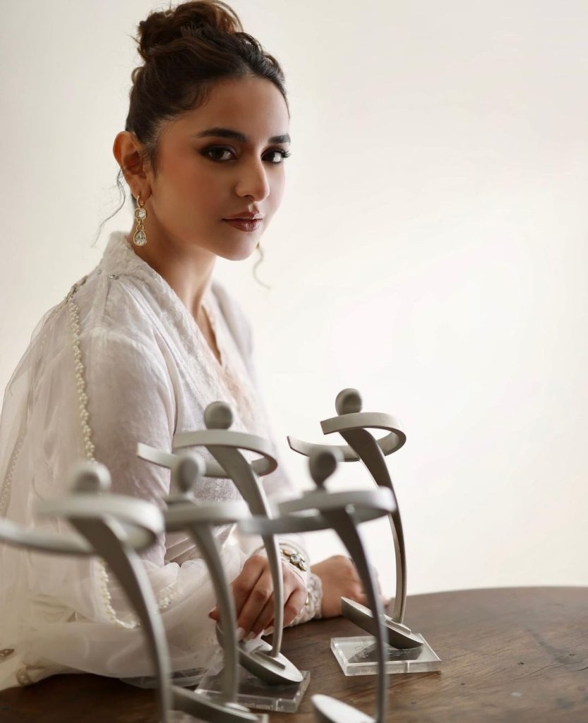 Sajal Aly Shows Dissatisfaction With Lux Style Winners