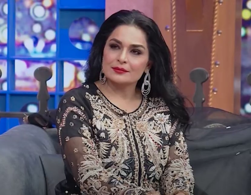 Meera Reveals Mother And Sister's Illness