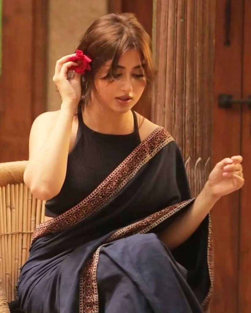 Sajal Aly's Western Style Blouse Fails To Impress Fans