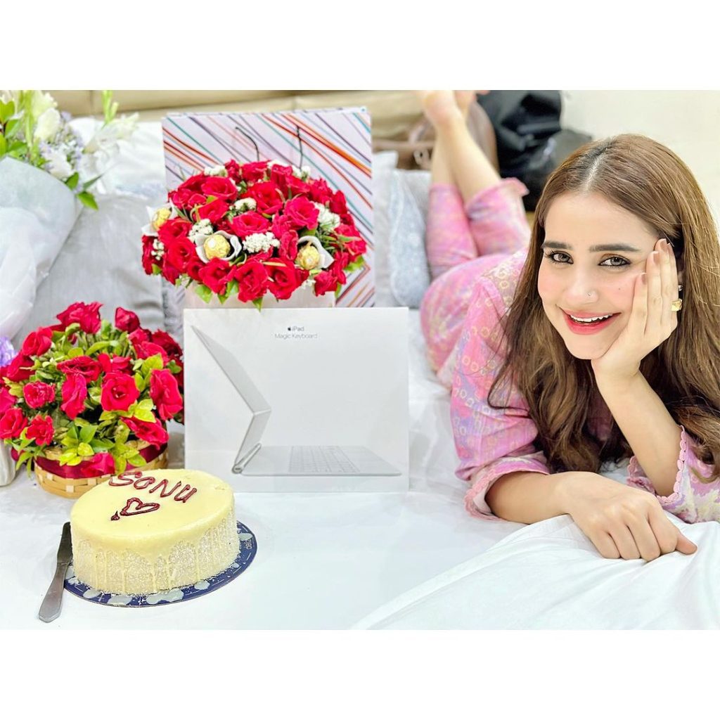 Saniya Shamshad Celebrates A Cozy Birthday