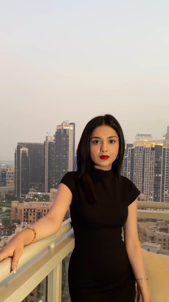 Syeda Tuba Anwar In Her Casual Best On Dubai Trip