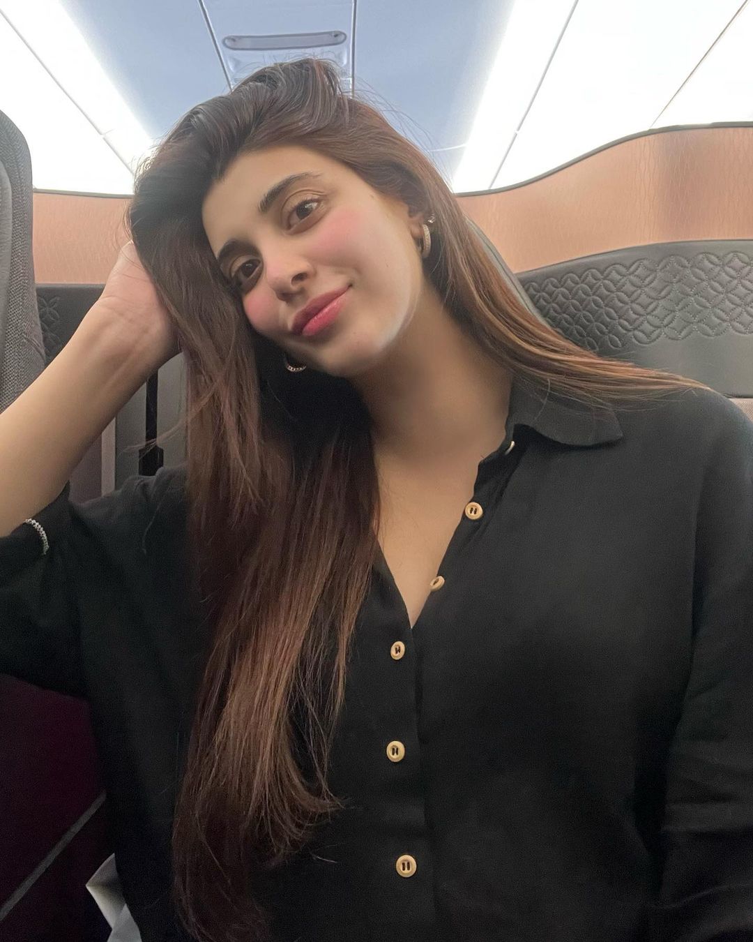 Urwa R Urwa & Farhan's Beautiful Pictures From Luxury Flight To Dallas ...