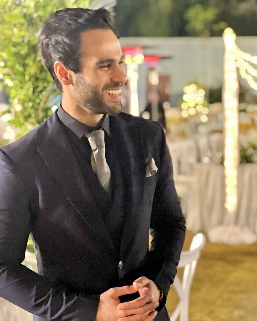 Ameer Gilani Shares Family Pictures From A Wedding