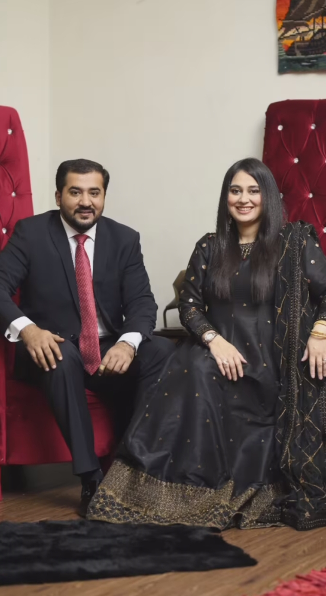 Famous Host Ayesha Jahanzeb Pictures With Husband | Reviewit.pk