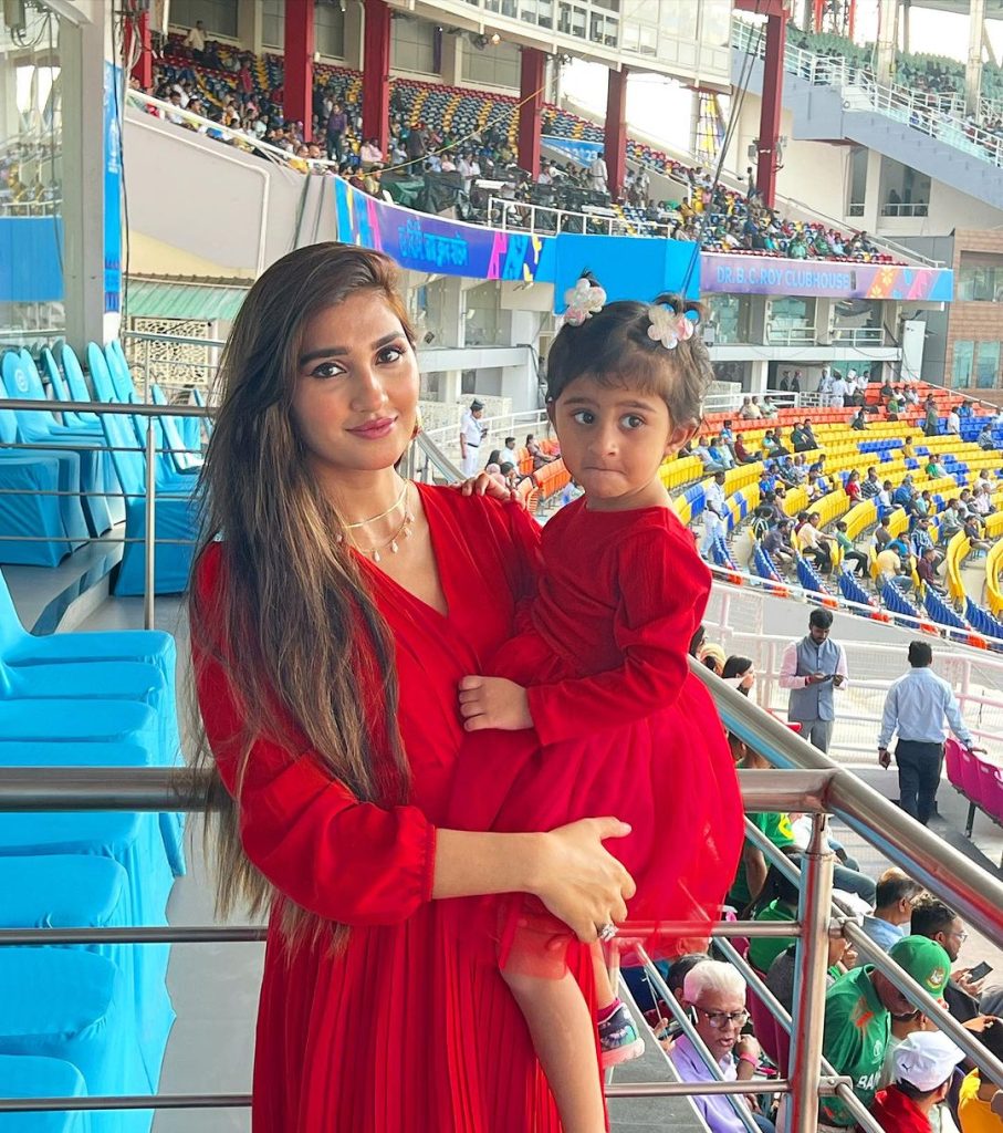 Hassan Ali's Wife Samyah Shares New Family Pictures