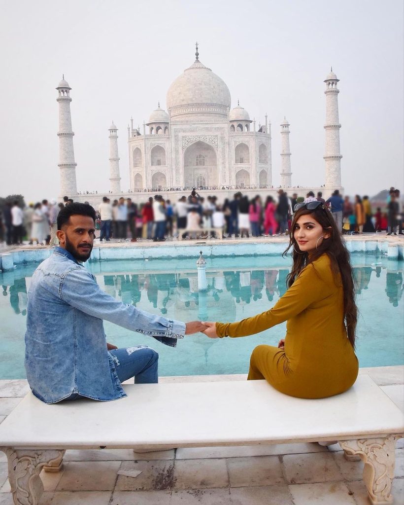 Hassan Ali New Pictures With Wife Samyah From India