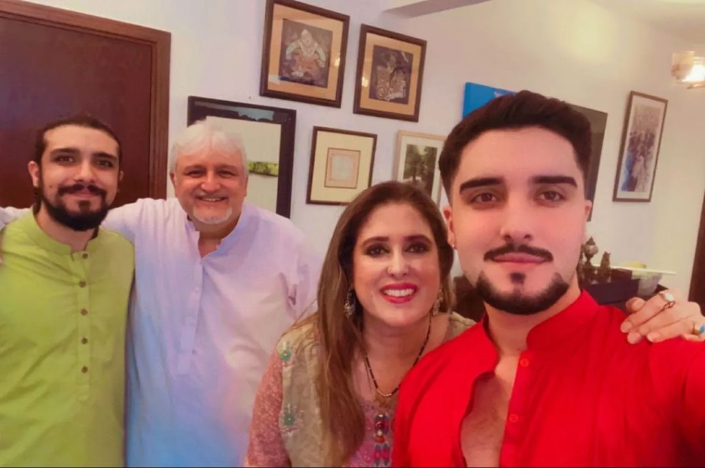 Actor Khaled Anam Beautiful Family Pictures
