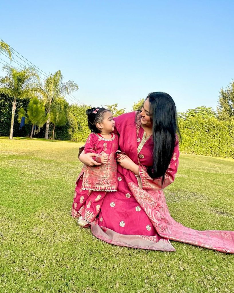 Kiran Tabeir Beautiful Clicks With Daughter Izzah