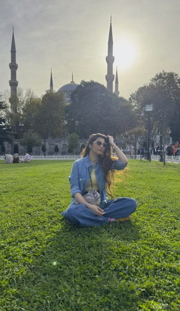 Minna Tariq Celebrates Birthday In Turkey With Husband