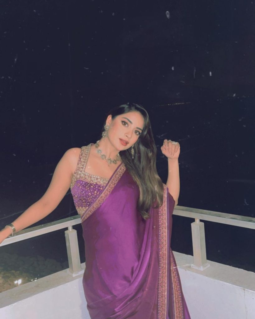Saboor Aly & Aly Ansari's Stunning New Pictures From Wedding