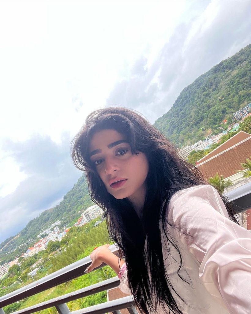 Sehar Khan Enjoys A Vacation In Thailand