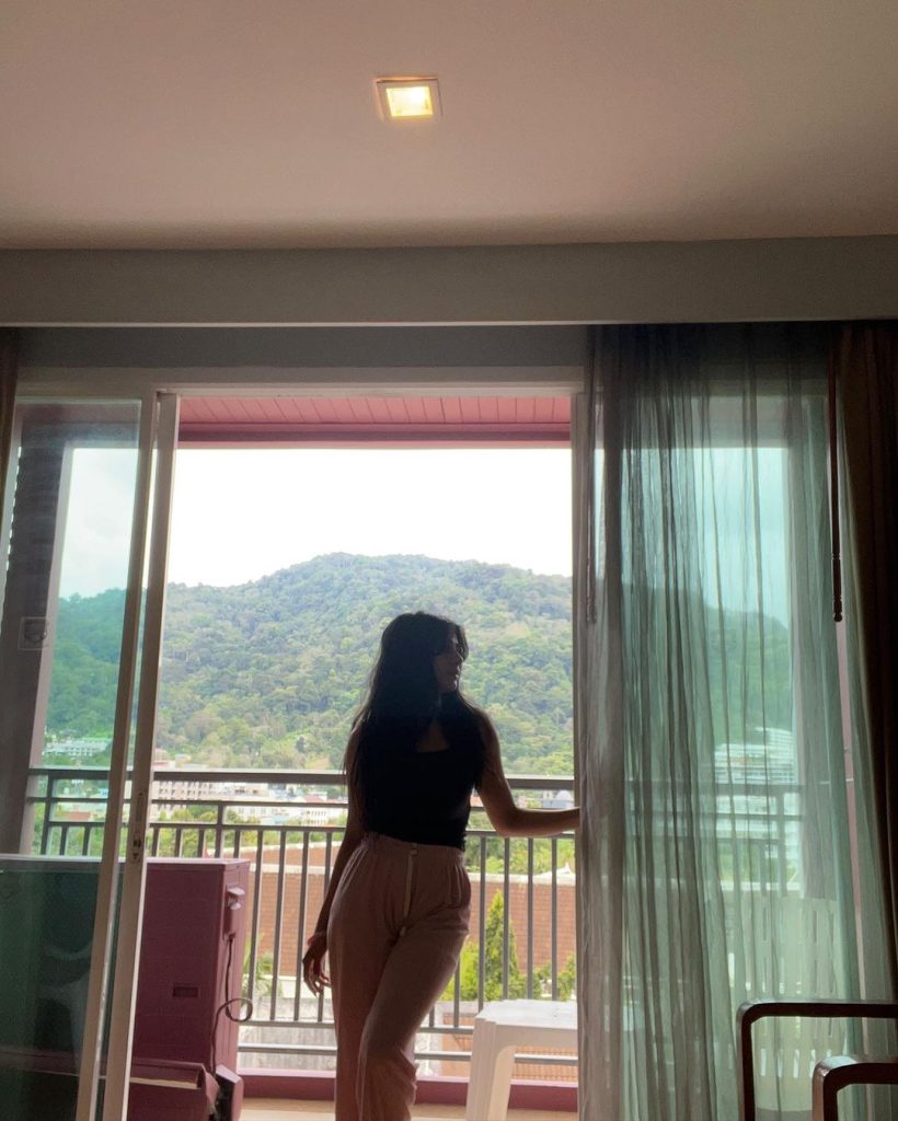 Sehar Khan Enjoys A Vacation In Thailand