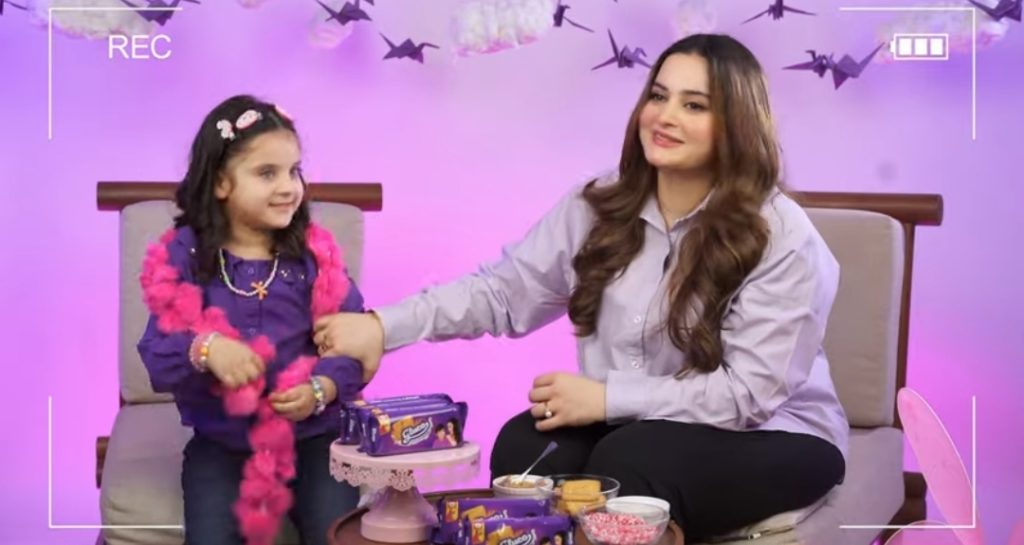 Aiman Khan & Amal's Cutest Mother Daughter Challenge Video