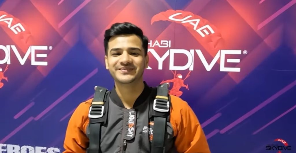 Kanwal Aftab & Zulqarnain's Sky Diving Experience In Abu Dhabi