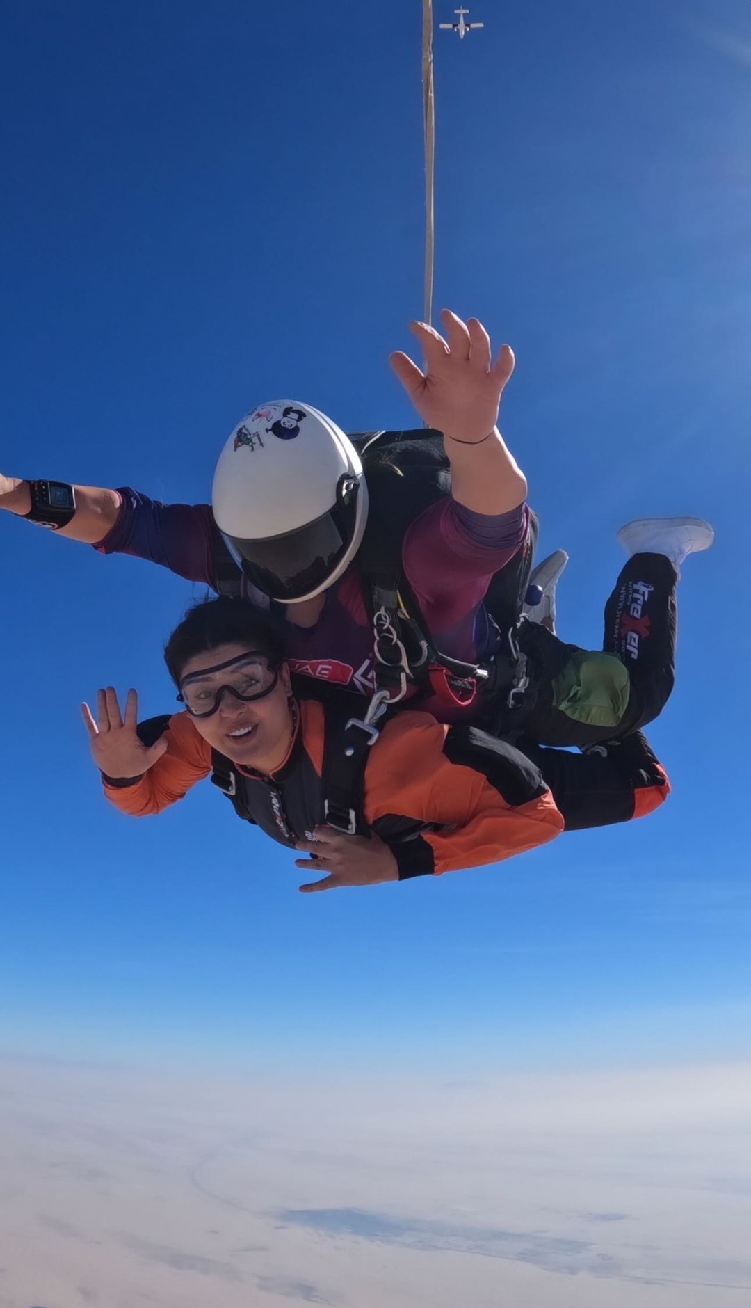 Kanwal Aftab And Zulqarnain Sikandars Skydiving Adventure 3073