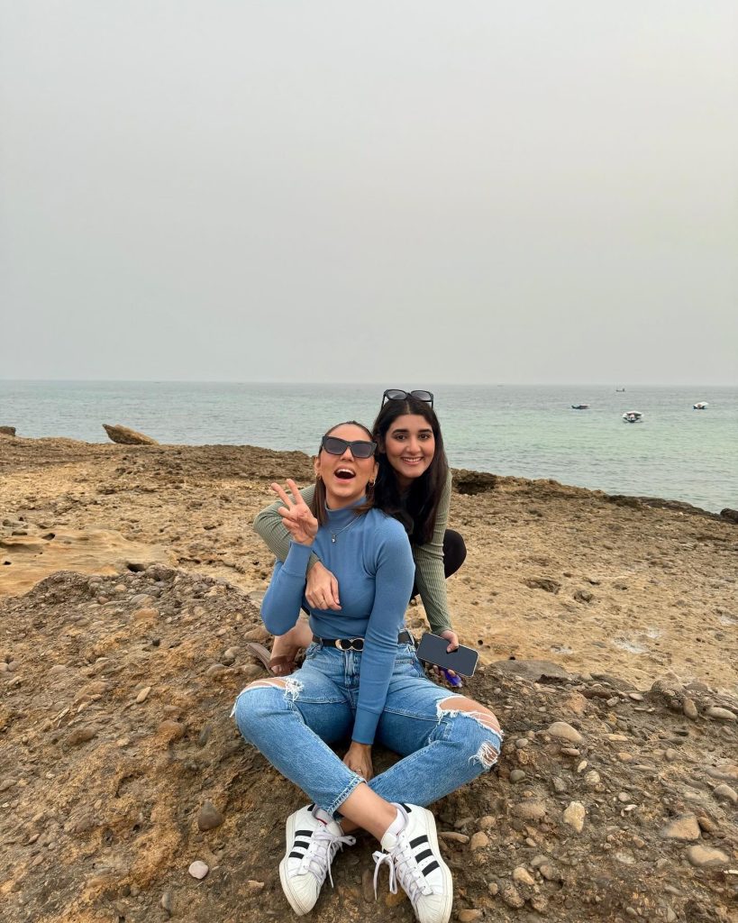 Maryam Noor's Adorable Clicks With Husband From Beach