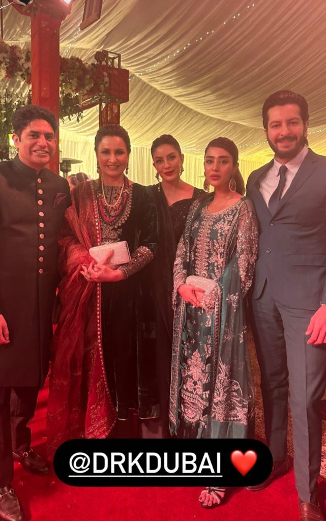 Beautiful Family Clicks of Saba Faisal From A Wedding