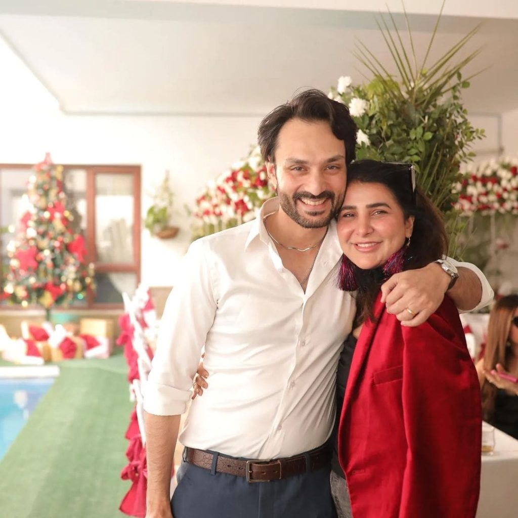 Pakistani Celebrities Celebrate Christmas 2023