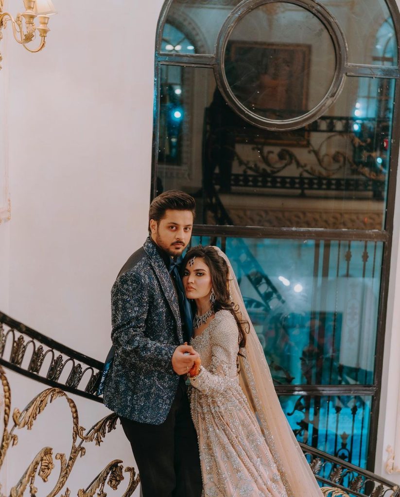 Sistrology Fame Iqra Kanwal's Beautiful HD Walima Pictures