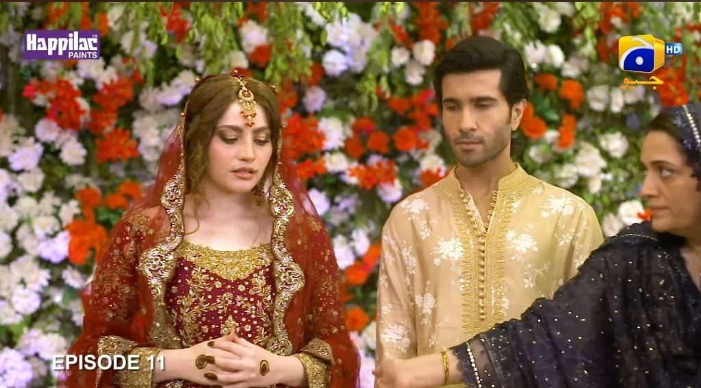 Khumar Episode 11 - Fans Love Faiz & Hareem's Union