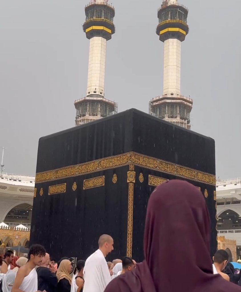 Actress Laiba Khan Shares Rain Video From Khana Kaaba