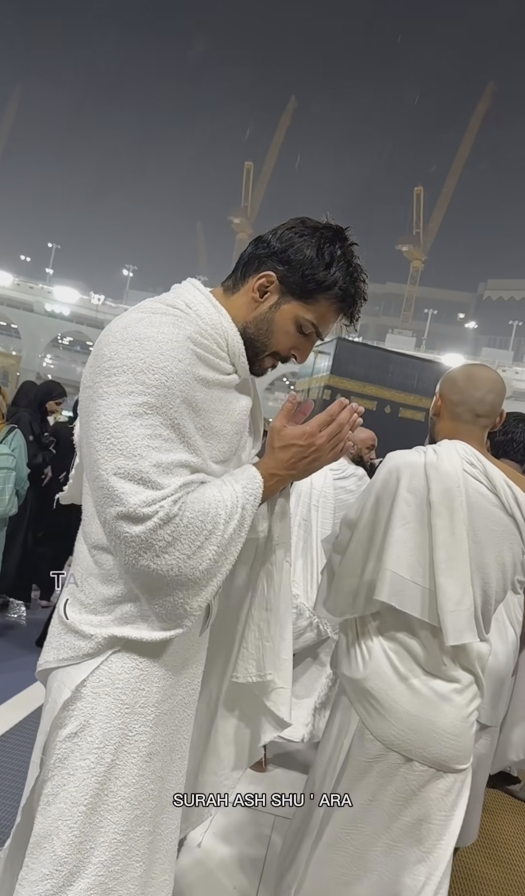 Omer Shahzad Umrah Pictures Instagram Reel Reviewit pk