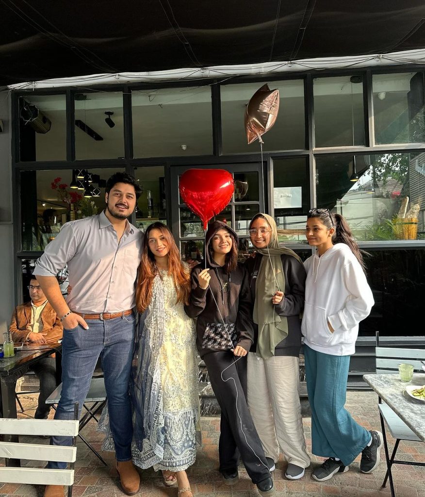 Romaisa Khan Celebrates Birthday With Loved Ones