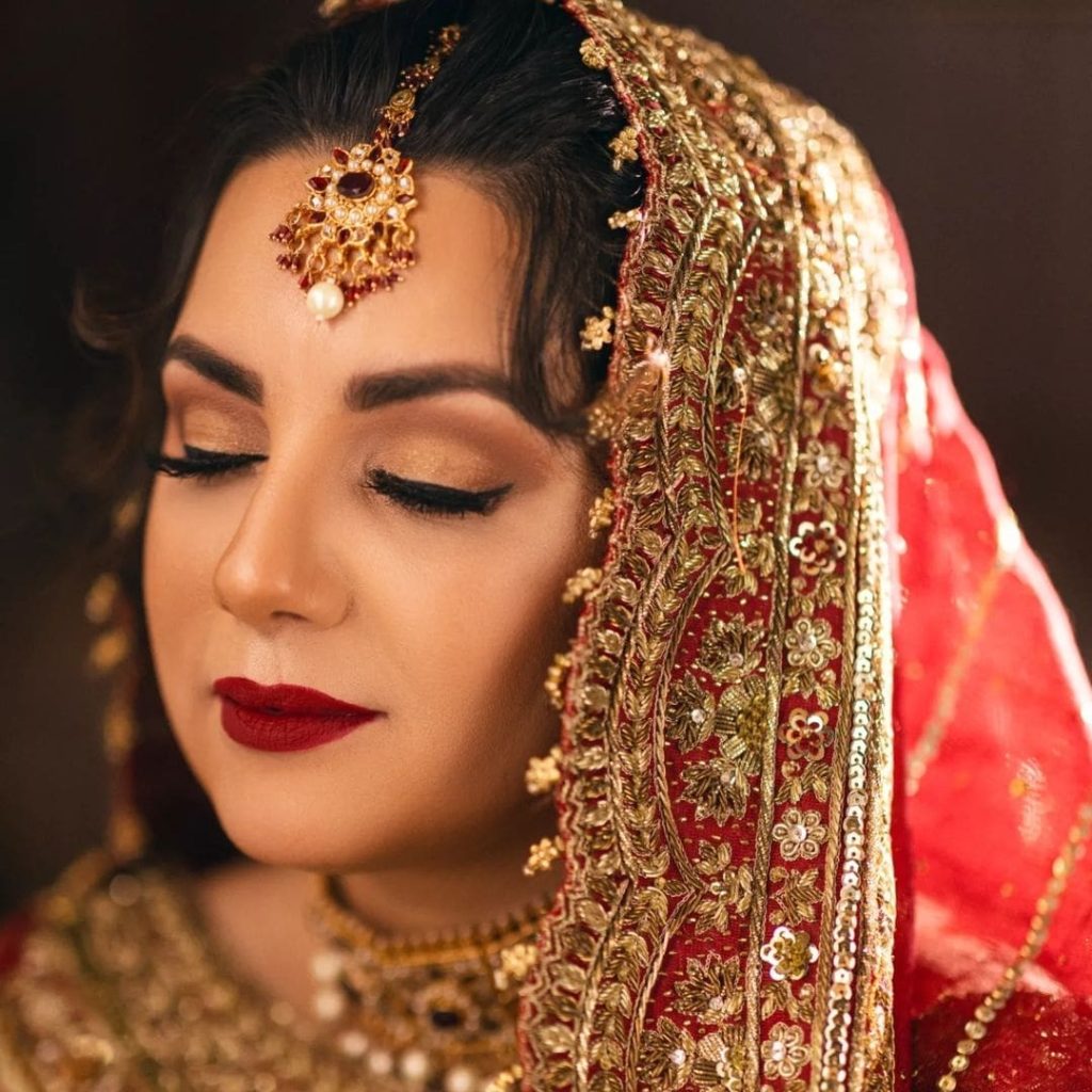 Faysal Quraishi's Wife Sana Faysal Bridal Shoot