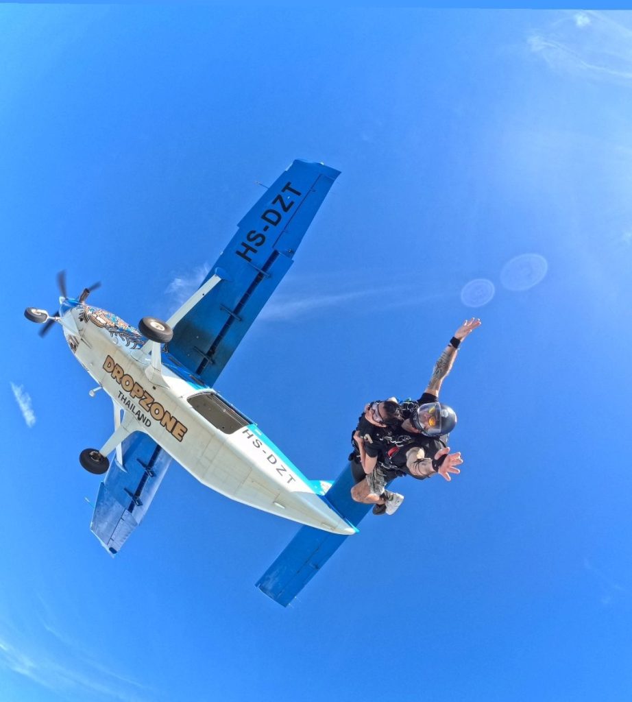 Srha Asghar Sky Diving Experience in Thailand - Pictures & Reel