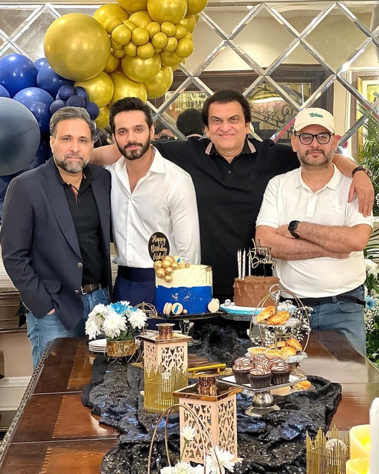 Wahaj Ali Celebrates His Birthday With Tere Bin Producers | Reviewit.pk