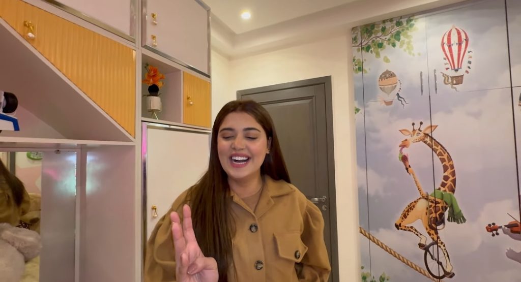 Kanwal & Zulqarnain Give Daughter Aizal's Room Tour