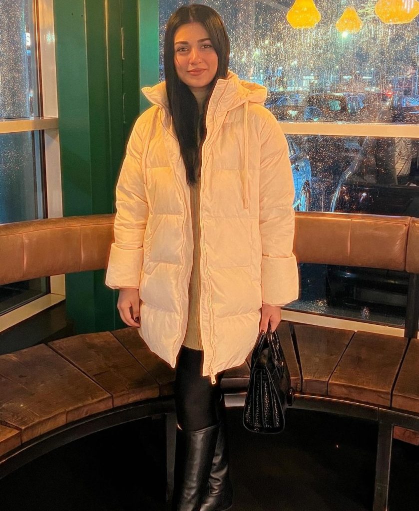 Sarah Khan New Family Clicks From UK