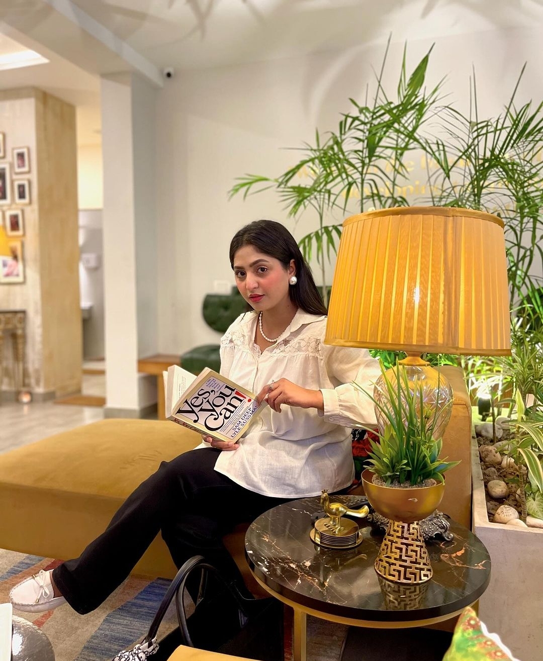 Morning Show Host Soha Afzal Supports Four Marriages | Reviewit.pk