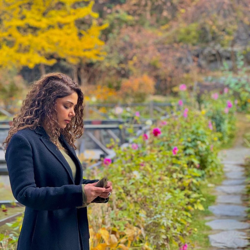 Hadiqa Kiani Shares Beautiful Pictures From Skardu