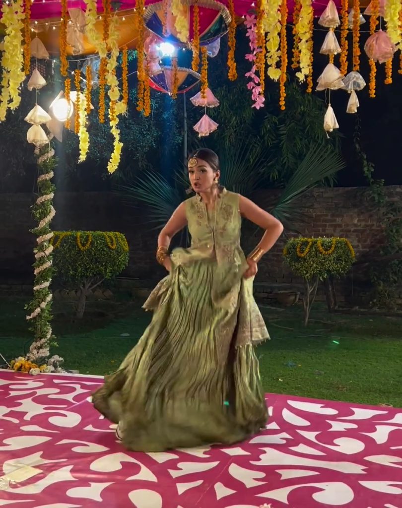 Hira Khan Gives Her Best Dance Performance At A Friend's Wedding