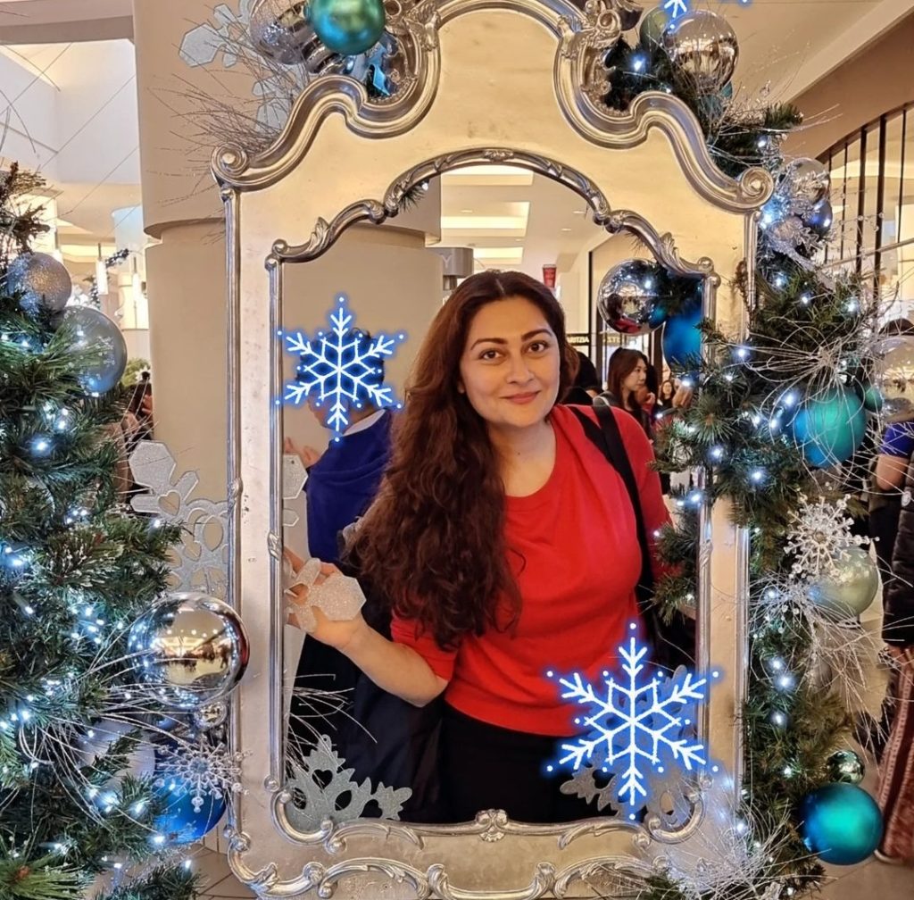 Actress Jana Malik Shares Pictures From Canada