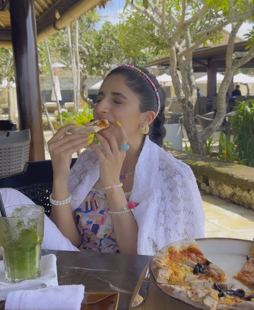 Mawra Hocane Captures The Beautiful Sunset Of Bali, Indonesia