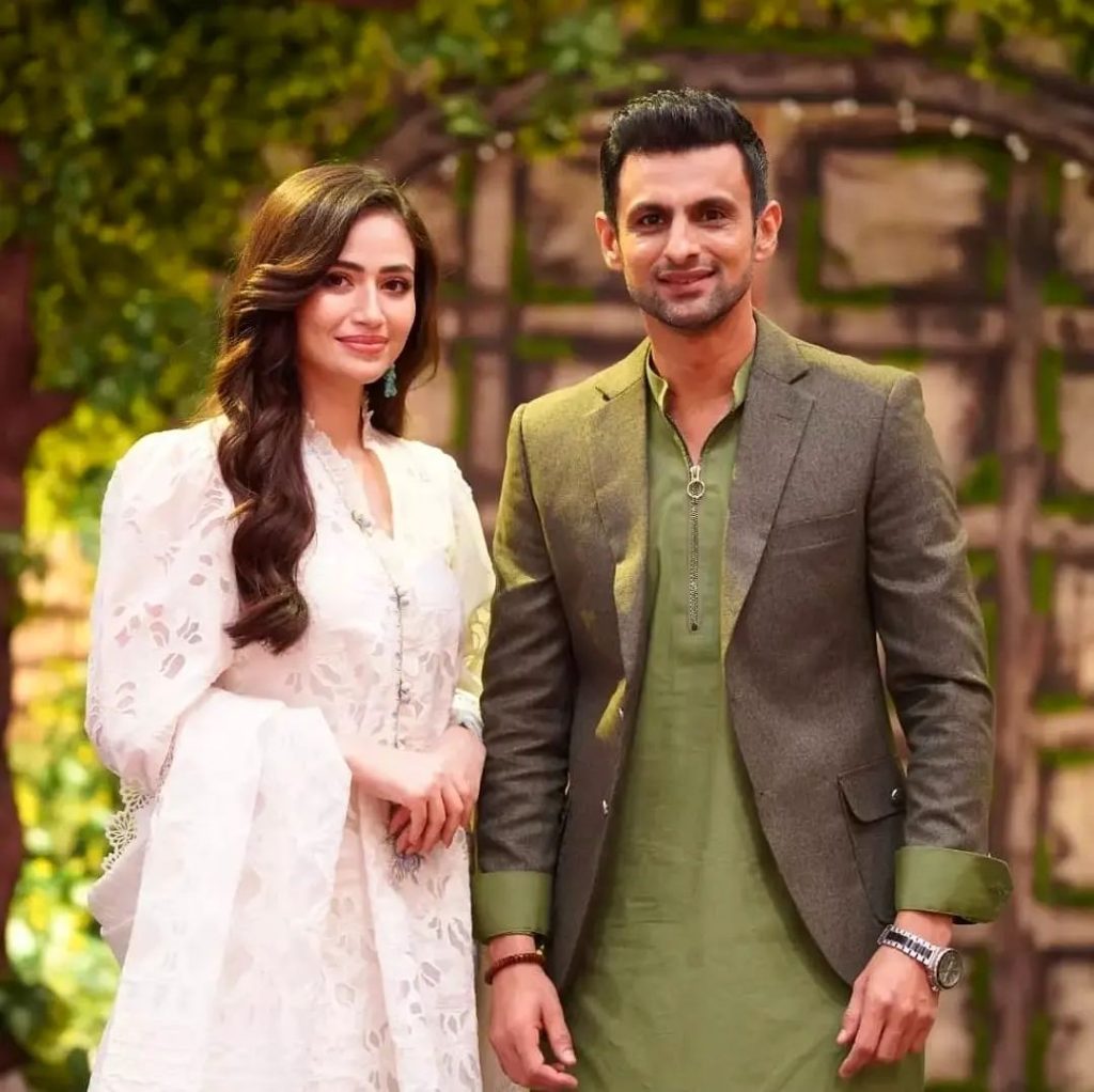 Internet Digs Sana Javed-Shoaib Malik Relationship Beginnings