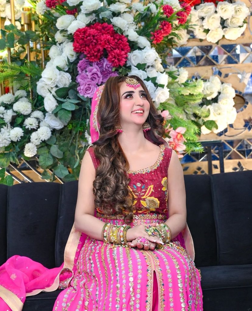 Pictures From Jannat Mirza Sister's Dholki Events
