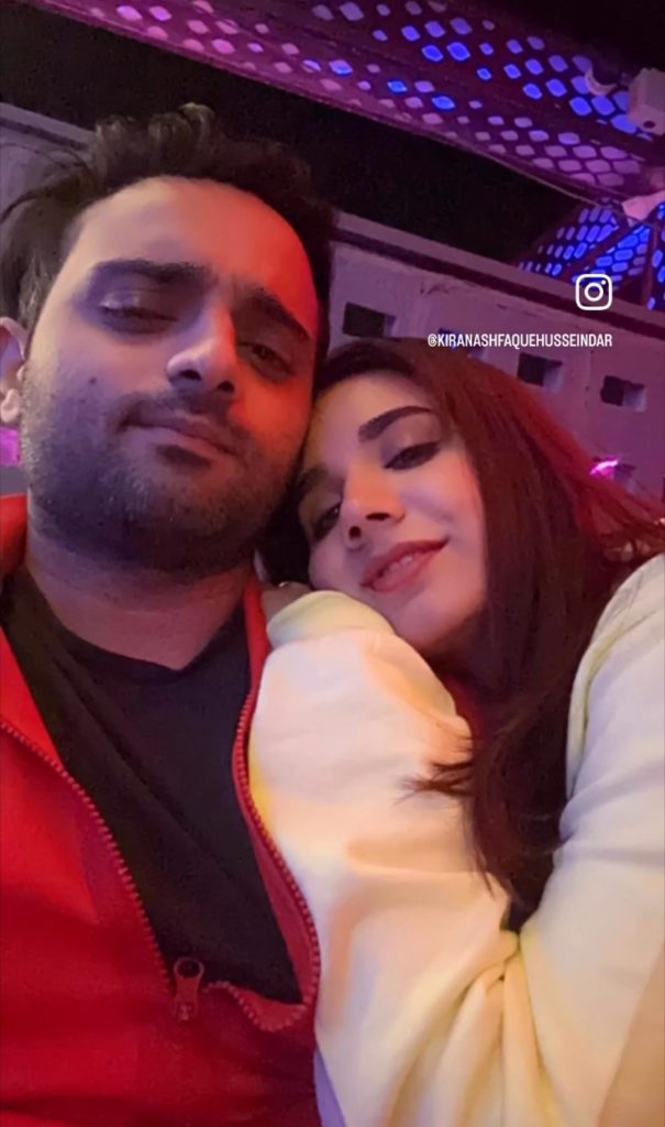 Kiran Ashfaque Adorable Pictures With Husband Hamza Ali Chaudhary