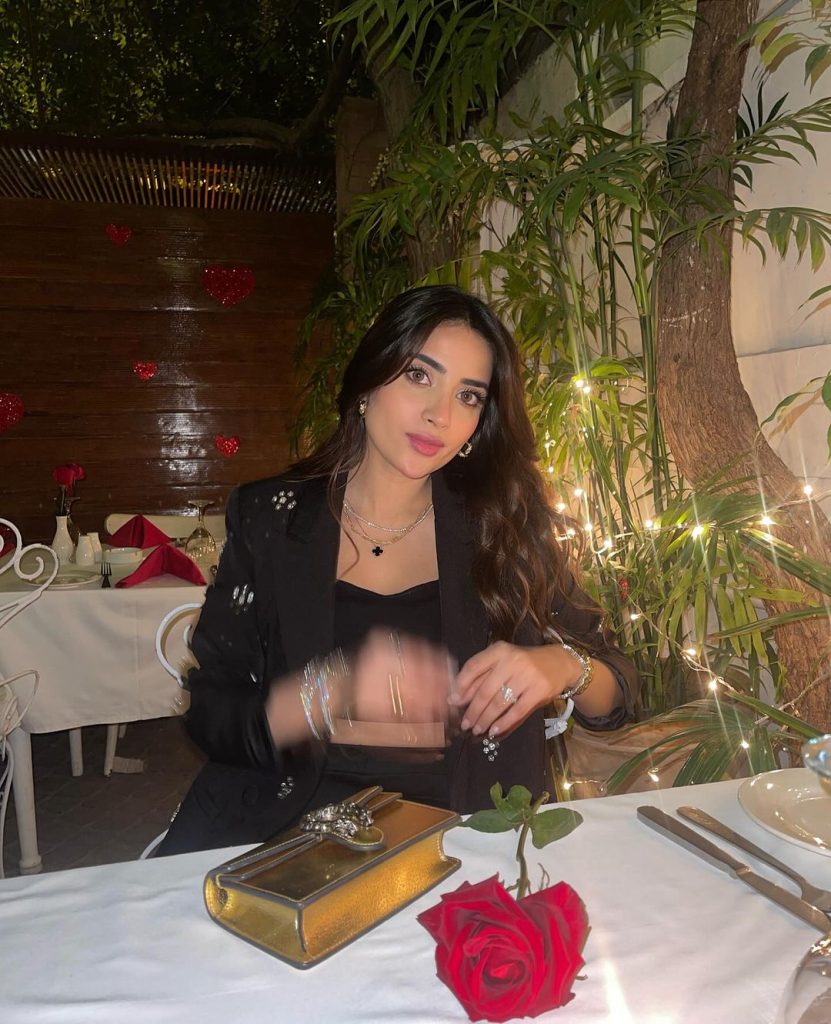 Saboor Aly Shares Gorgeous Pictures From Valentine's Day Dinner