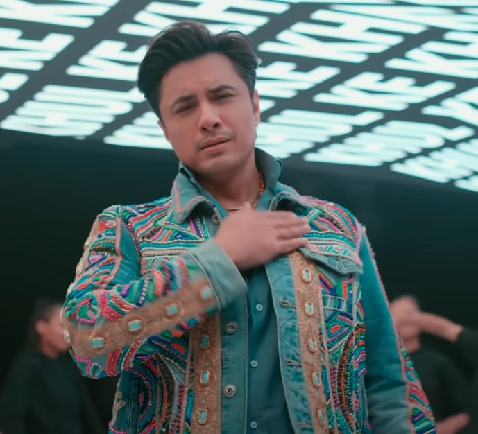 Ali Zafar And Aima Baig's PSL Anthem Khul Ke Khel Out