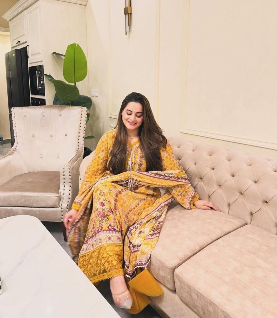 Minal Khan Throws Dinner For Newly Wed Brother And Family