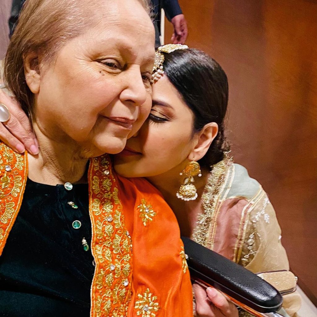 Hadiqa Kiani Remembers Her Late Mother On Her Birthday