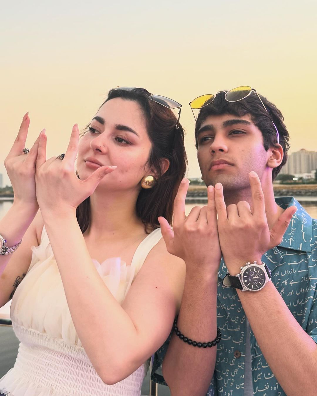 Hania Aamir’s Star Studded Birthday Bash | Reviewit.pk